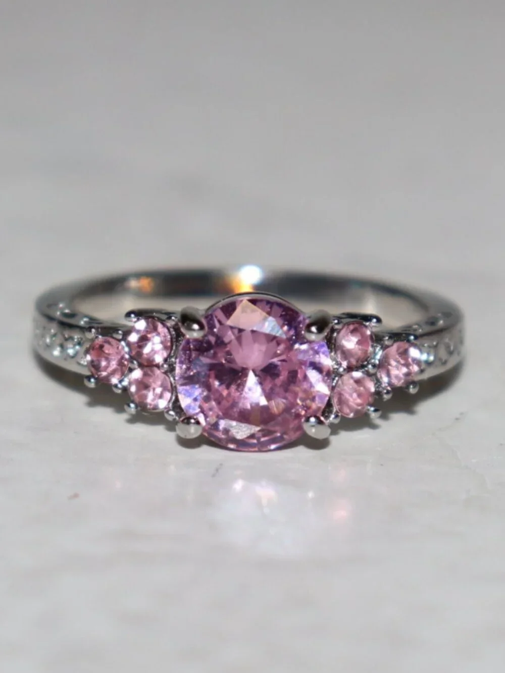 ✨ Size 9.25 Silver Ring · Pink Round Stone · NWOT